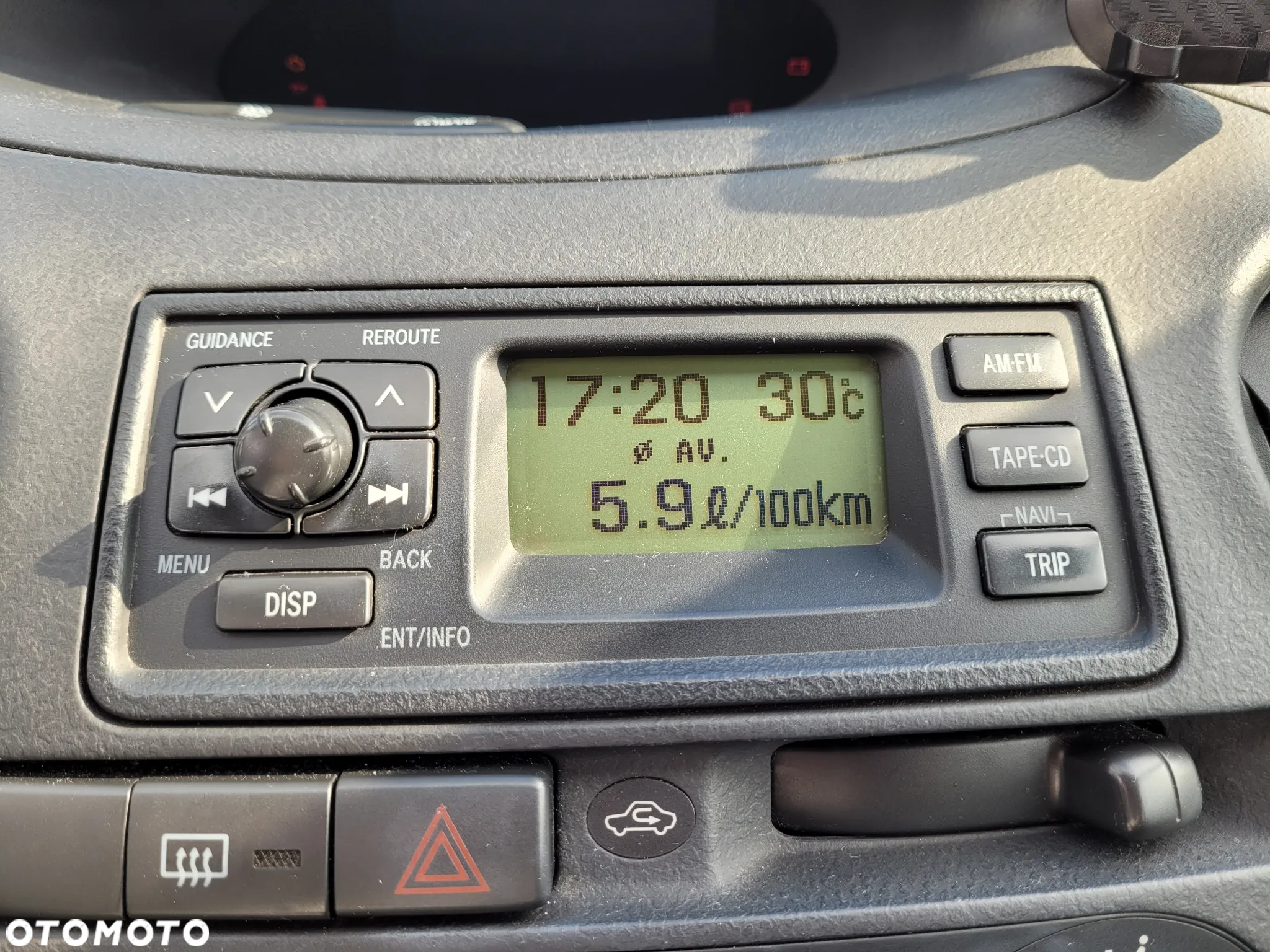 Toyota Yaris - 11