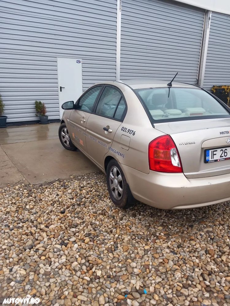 Hyundai Accent MC 1.6 DOHC - 3