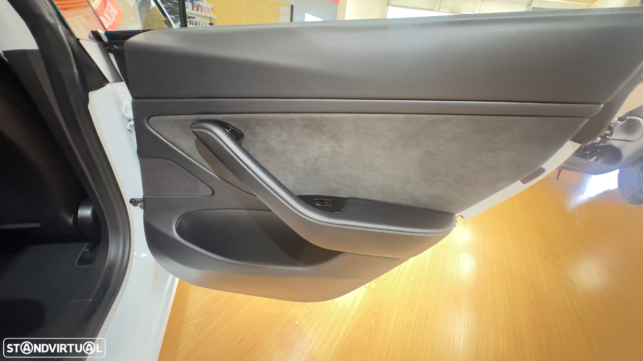 Tesla Model 3 Long-Range Dual Motor AWD - 18