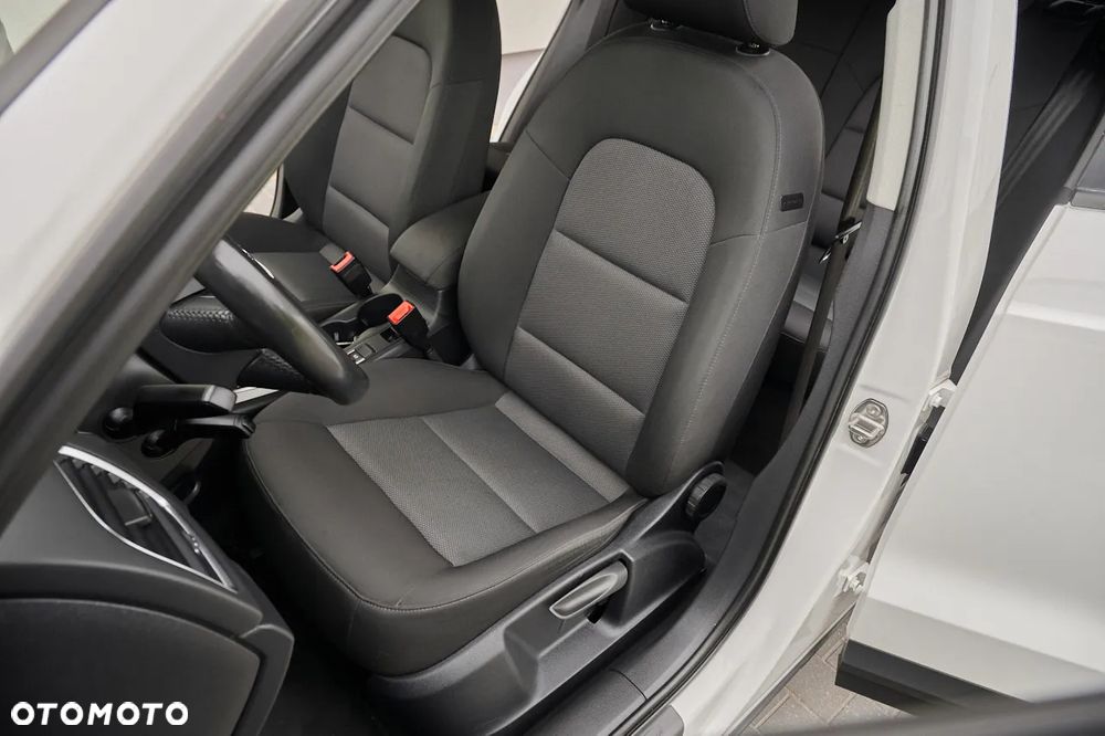 Audi Q3 2.0 TDI S tronic - 27