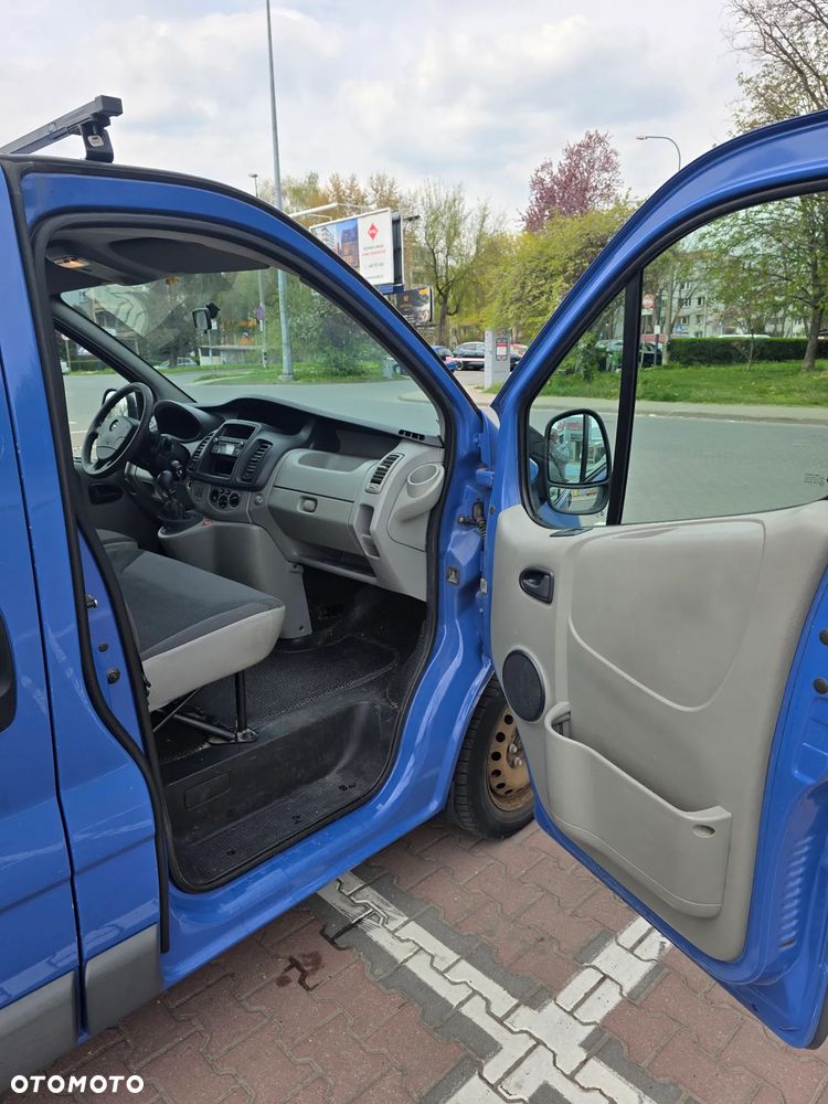 Opel VIVARO - 27