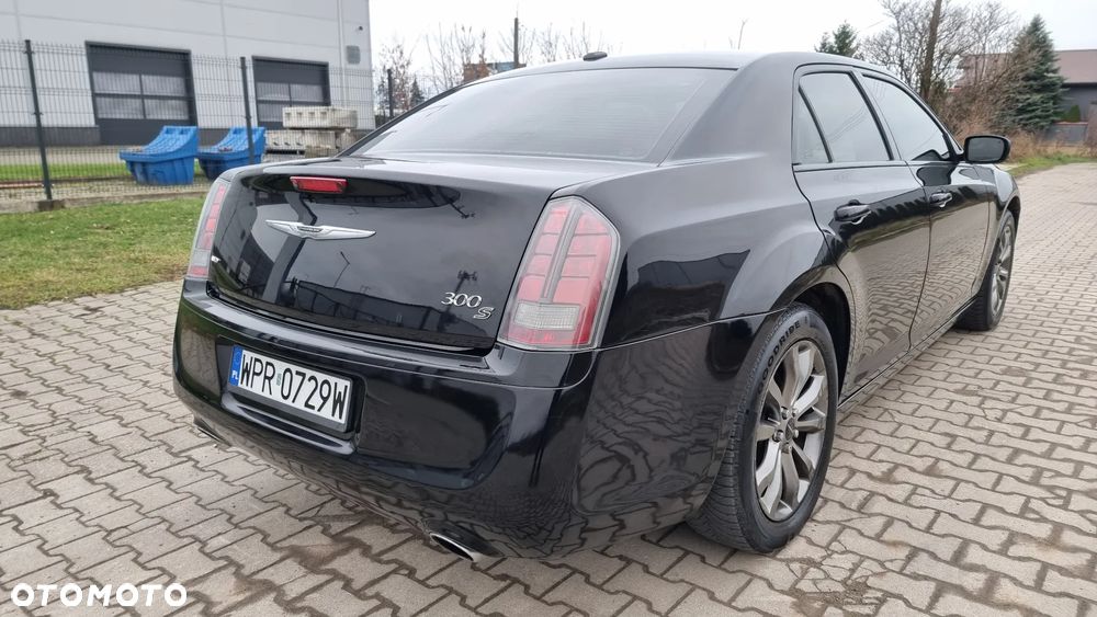 Chrysler 300s - 31