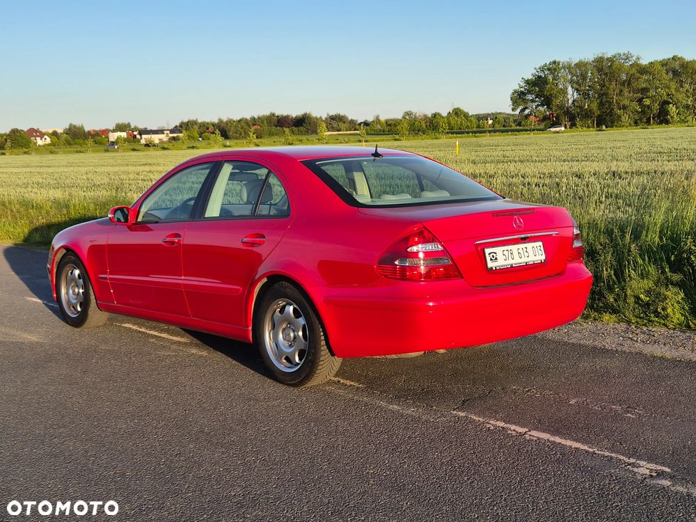 Mercedes-Benz Klasa E 320 Classic - 16