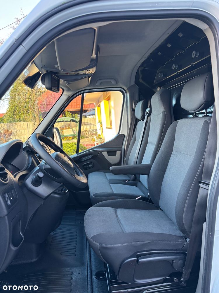 Renault Master - 24