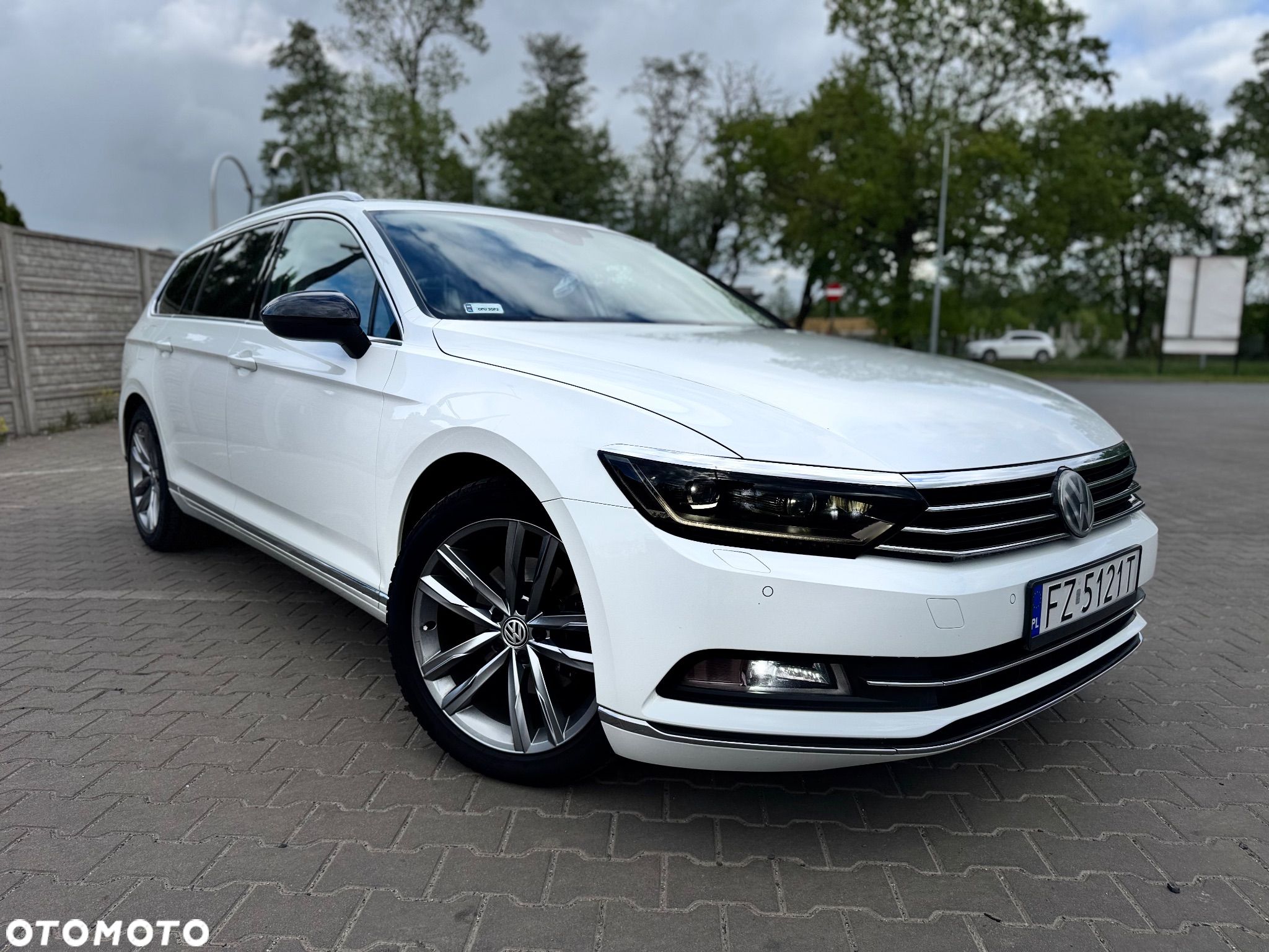 Volkswagen Passat 2.0 TDI BMT Highline DSG - 1