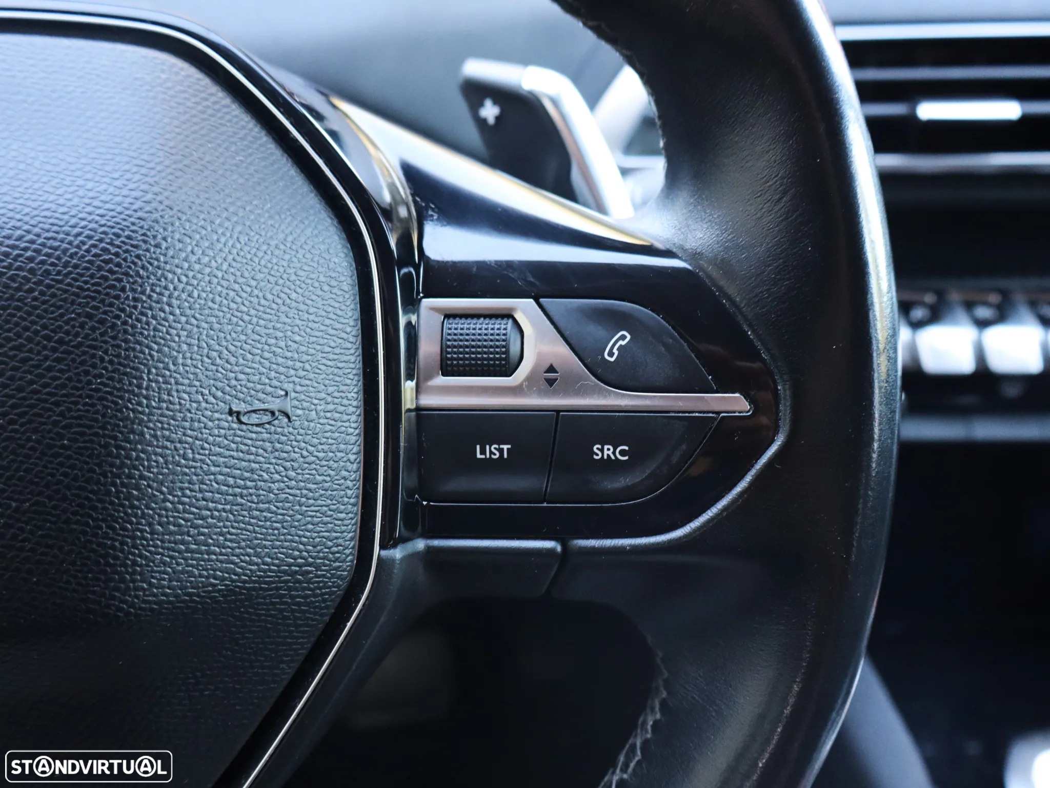 Peugeot 3008 1.5 BlueHDi Allure EAT8 - 8