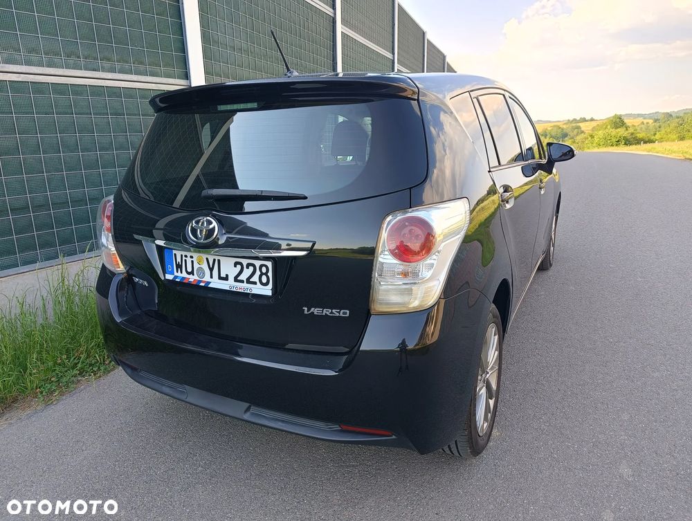 Toyota Verso 1.6 Premium - 15