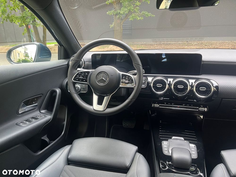 Mercedes-Benz Klasa A 200 d 8G-DCT - 11