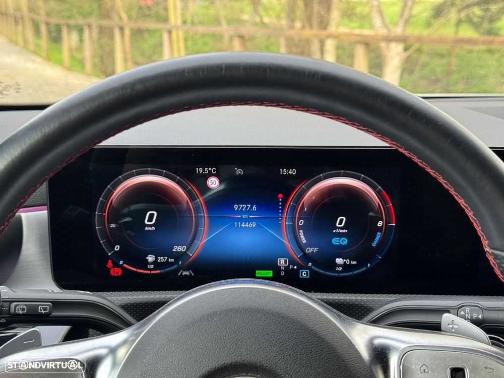 Mercedes-Benz CLA 250 e Shooting Brake AMG Line - 21