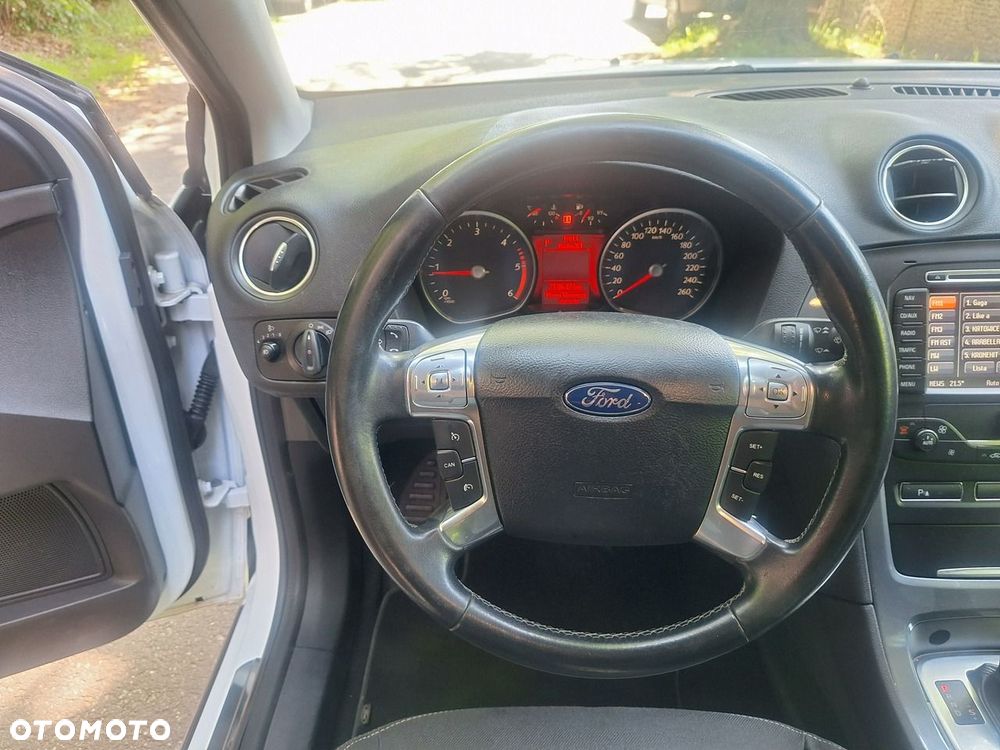 Ford Mondeo 2.0 TDCi Titanium - 11