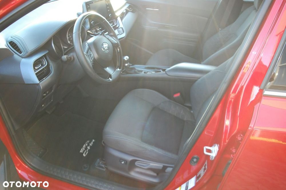 Toyota C-HR - 5