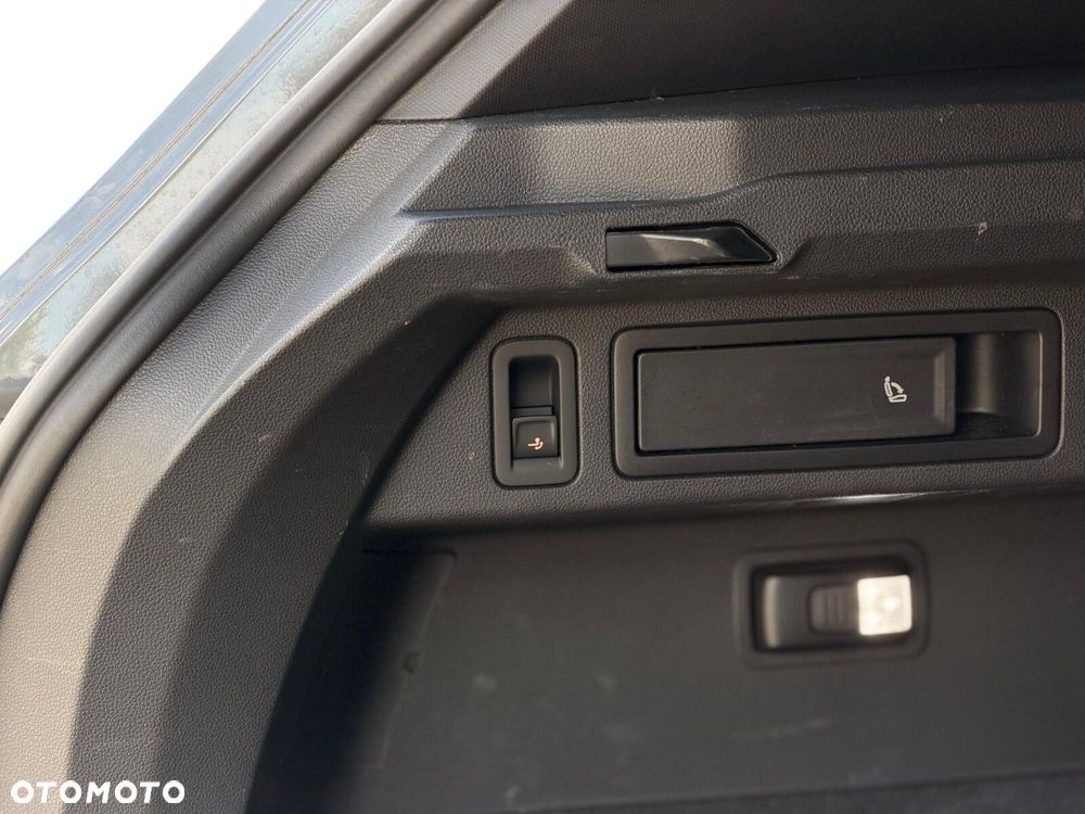 Volkswagen Tiguan 2.0 TSI 4Mot R-Line DSG - 25