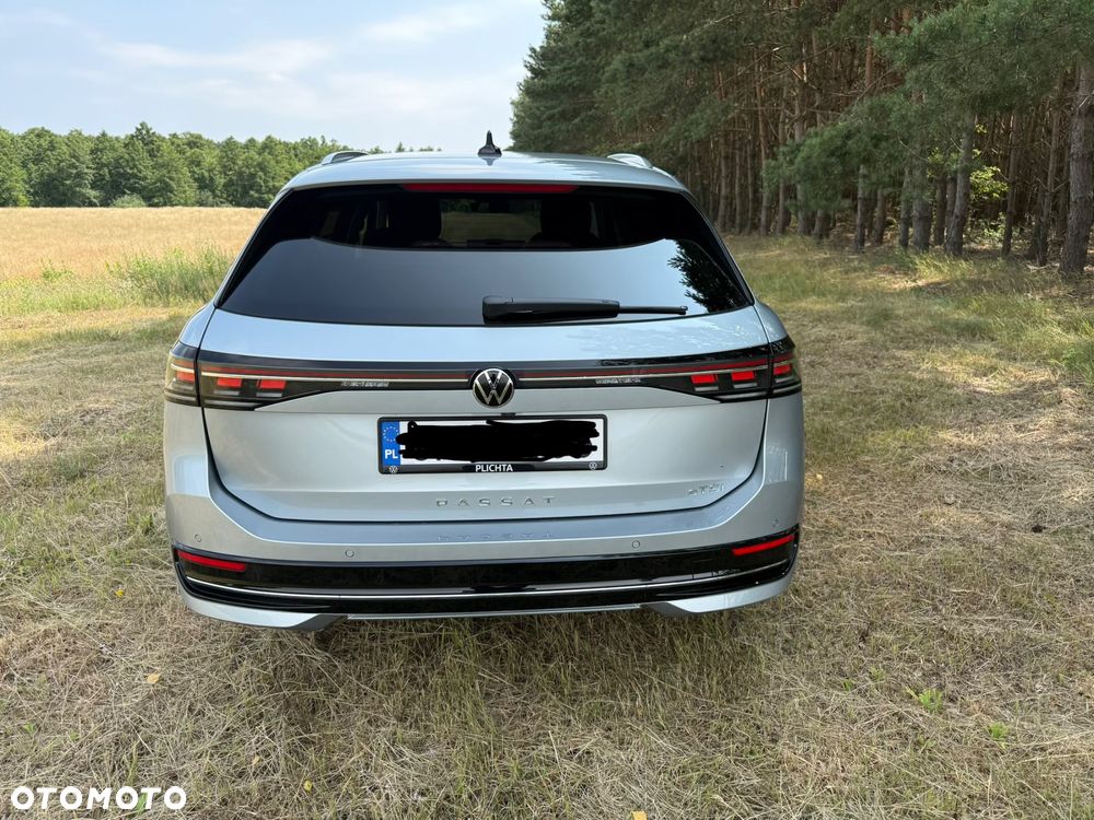 Volkswagen Passat Variant 1.5 TSI EVO Elegance DSG - 30