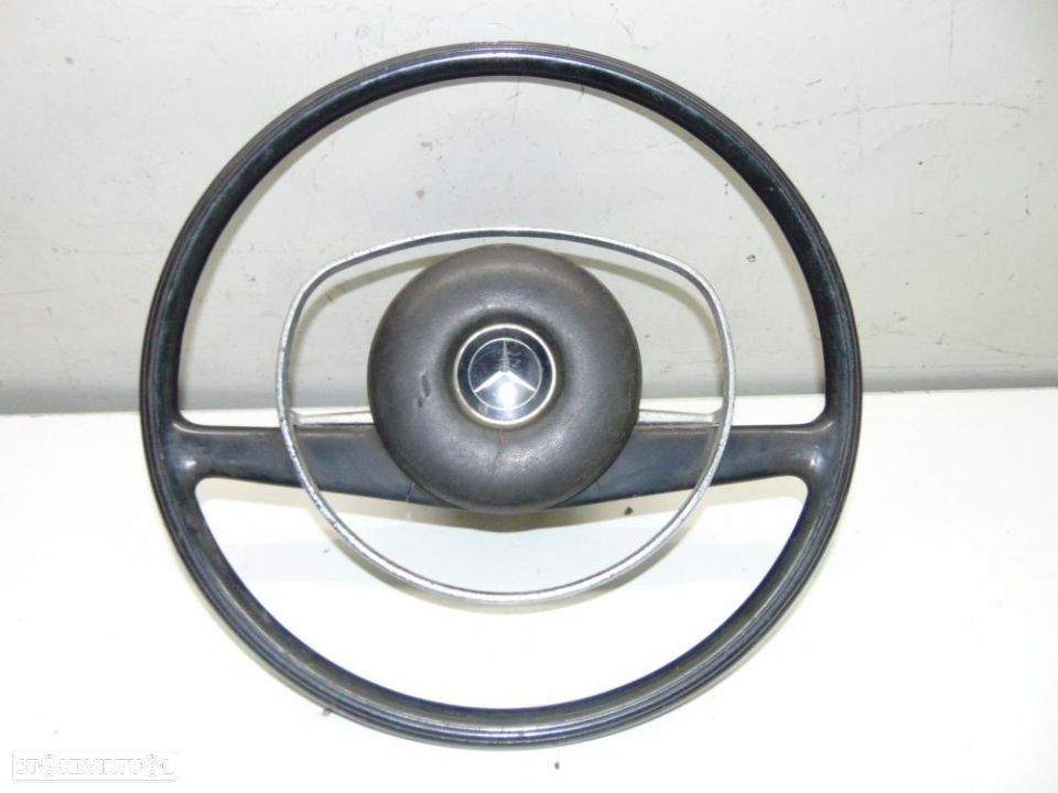 Mercedes antigo volante - 1