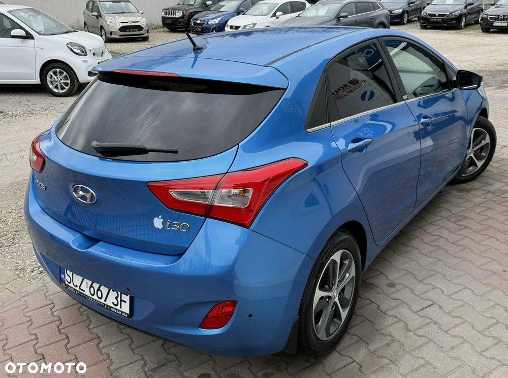 Hyundai i30 blue 1.4 Passion - 4