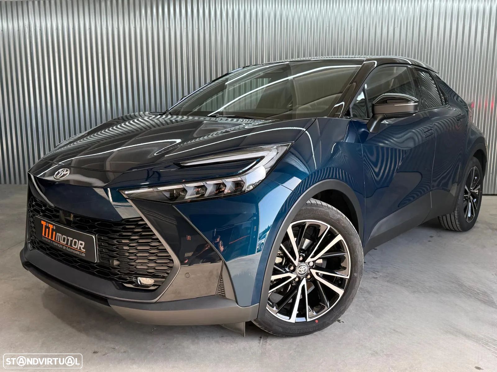 Toyota C-HR 1.8 Hybrid Lounge - 1