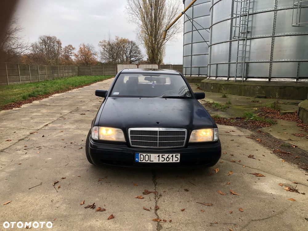 Mercedes-Benz Klasa C 250 D Turbo Elegance - 5