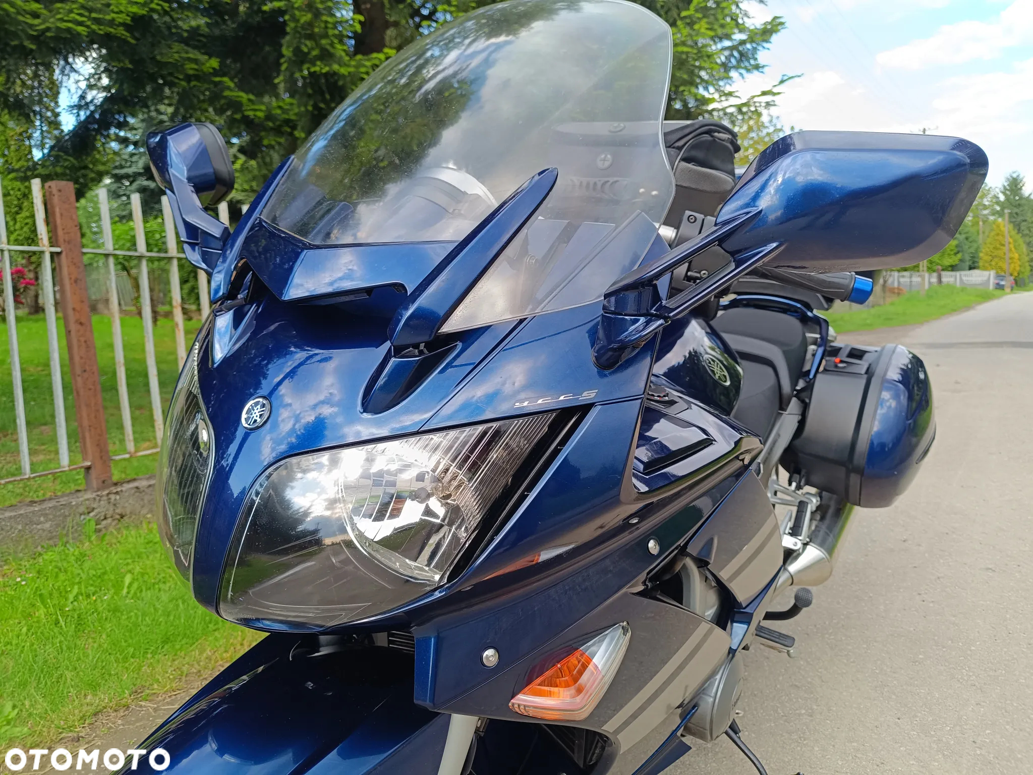 Yamaha FJR - 12