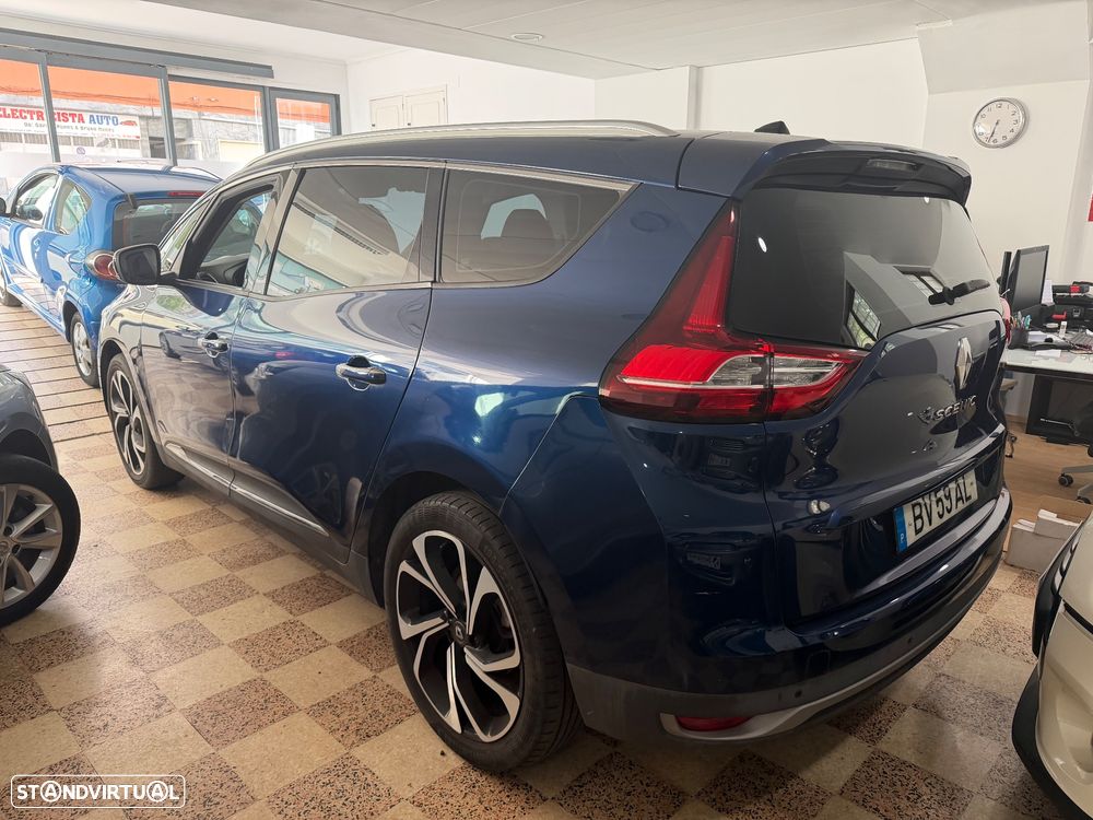 Renault Grand Scénic - 4