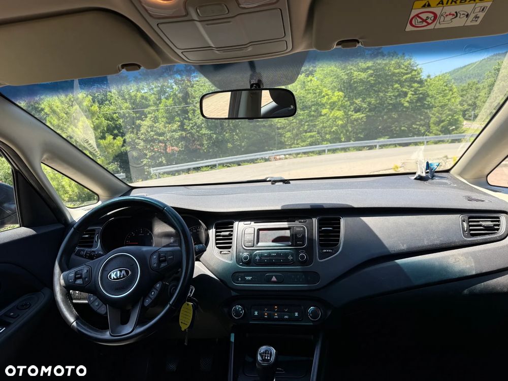 Kia Carens 1.7 CRDi S - 9