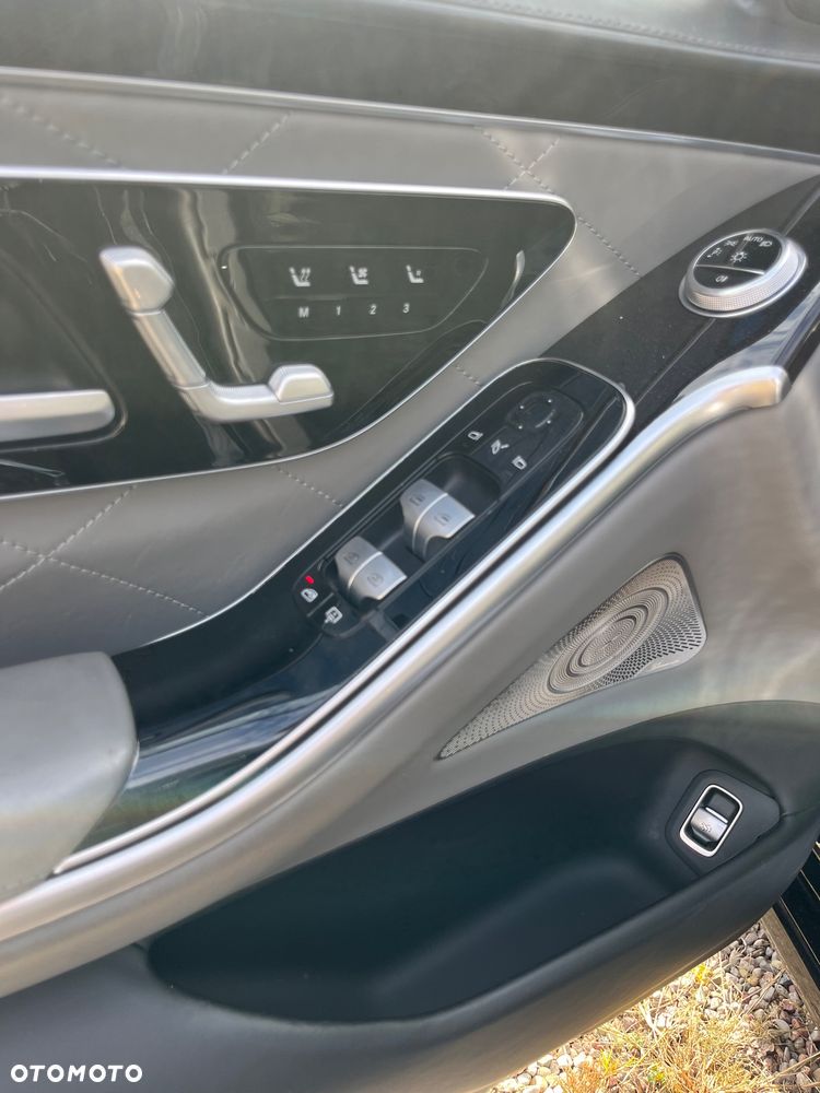 Mercedes-Benz Klasa S 500 4-Matic L 9G-TRONIC - 37