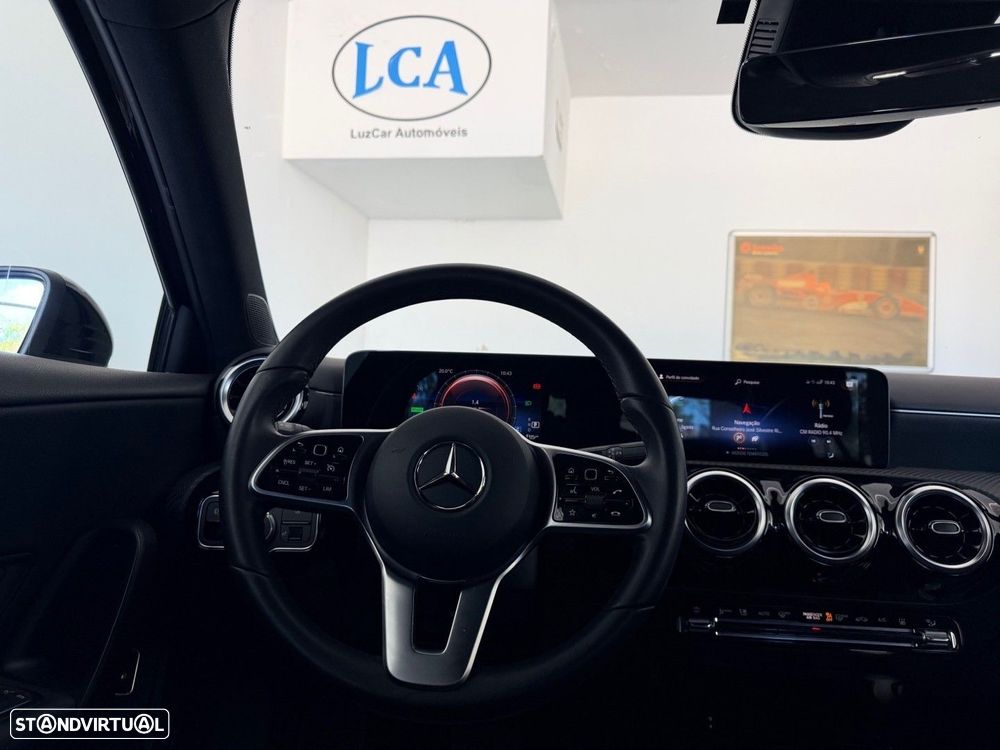 Mercedes-Benz A 250 - 24