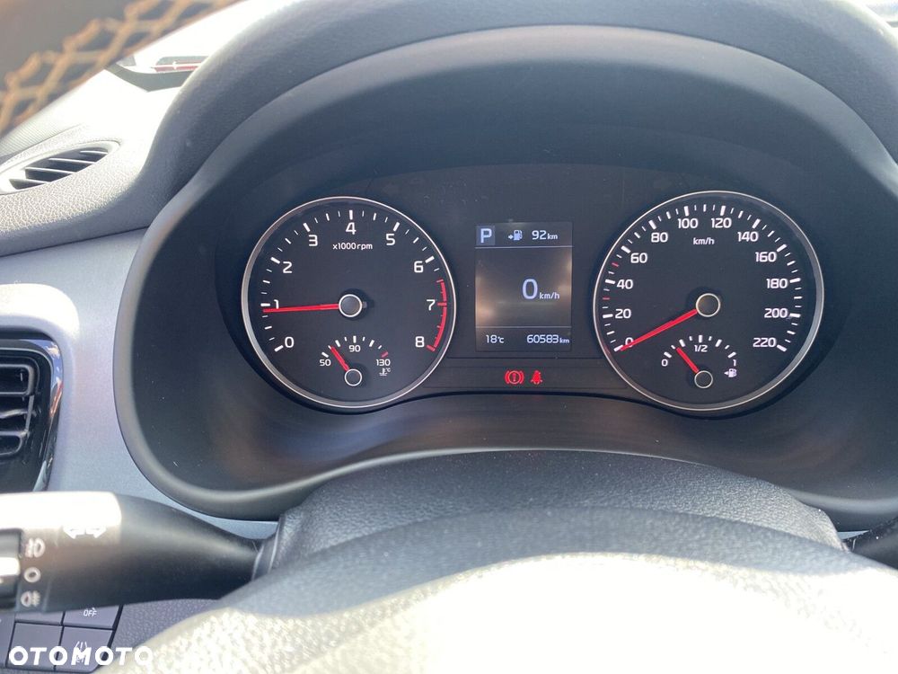 Kia Stonic - 21