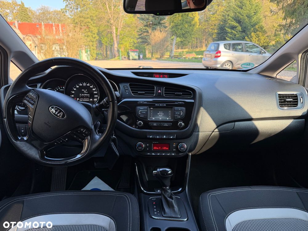 Kia Ceed 1.6 GDI DCT Spirit - 22