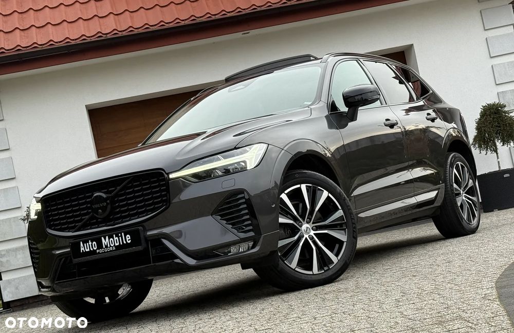 Volvo XC 60 B4 D AWD Plus Dark - 3