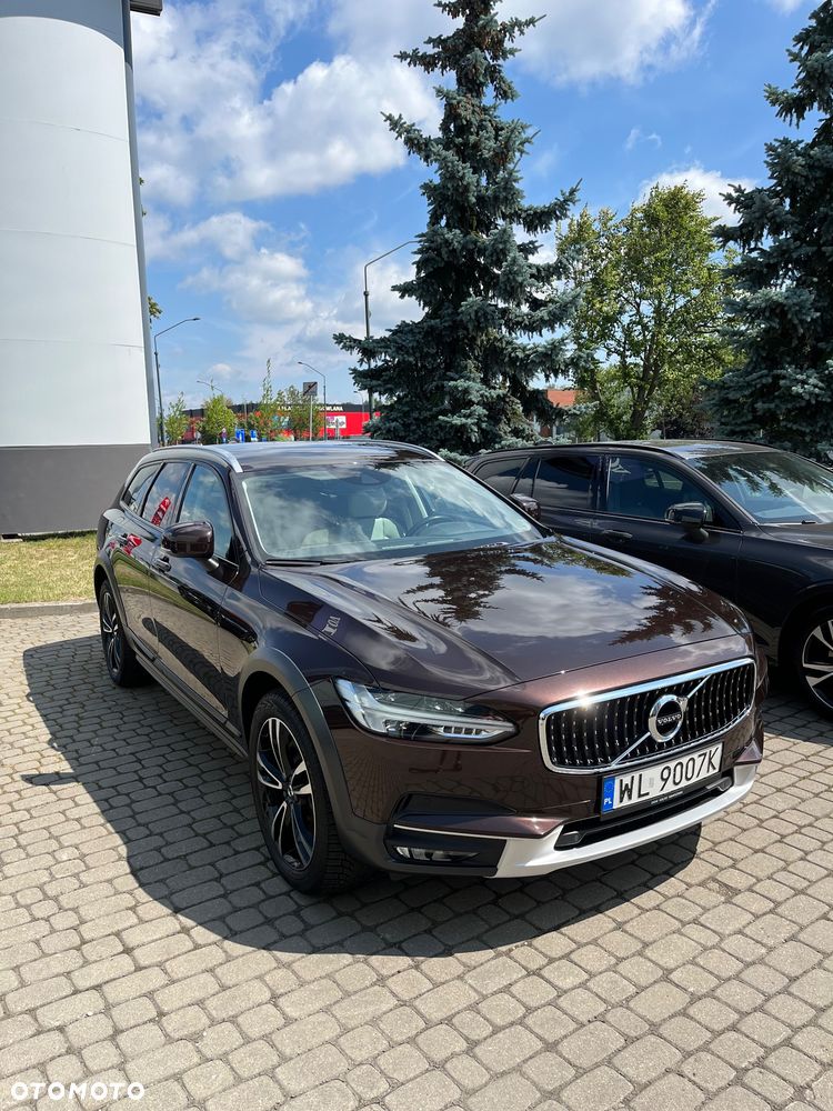Volvo V90 Cross Country D5 SCR AWD Pro - 4