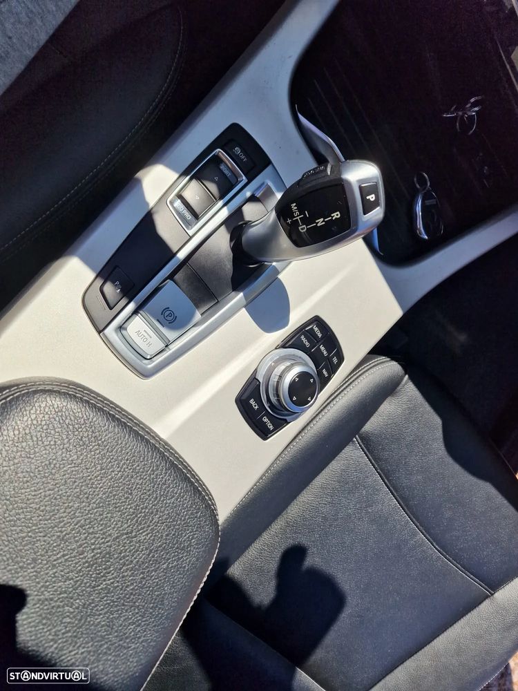 BMW X3 18 d sDrive Advantage Auto - 14