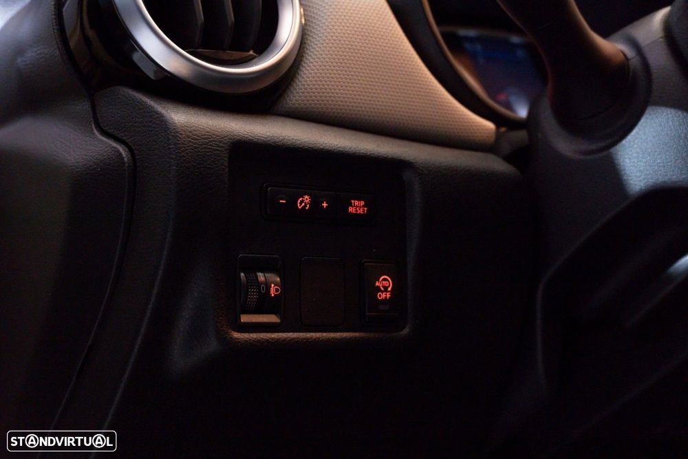 Nissan Micra 1.0 IG-T Acenta CVT - 59