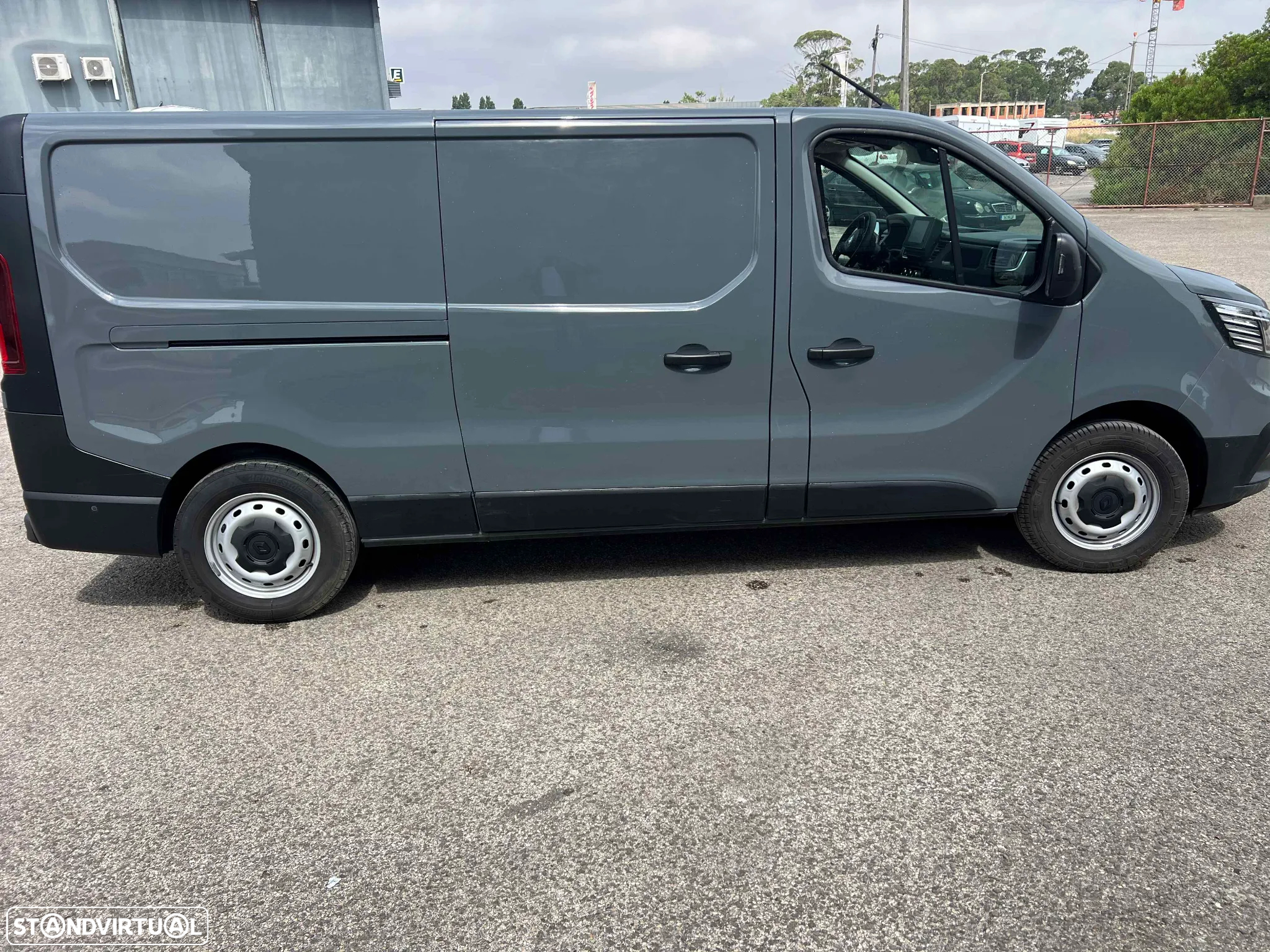 Renault Trafic AUT.2.0Dci Longa L2H1 150cv GranConfort GPS - 8