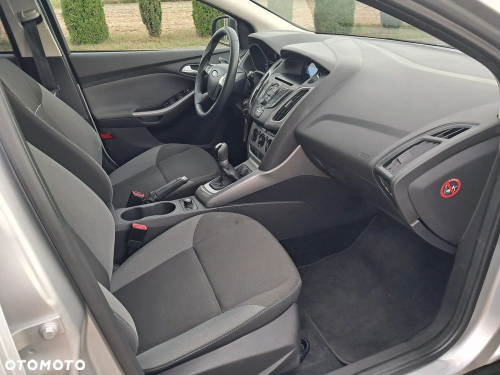 Ford Focus 1.6 Trend - 20