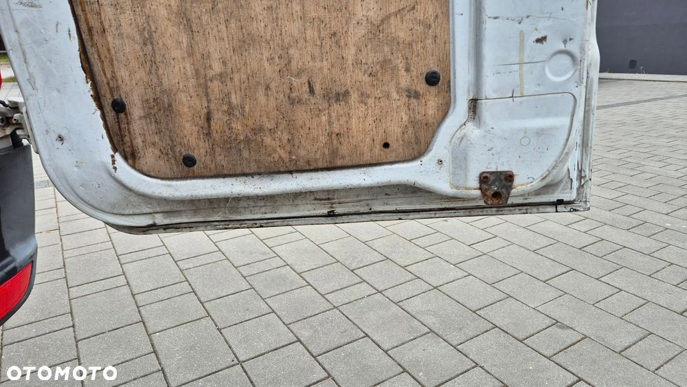 Mercedes-Benz SPRINTER - 15