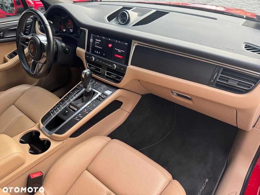 Porsche Macan Standard - 12