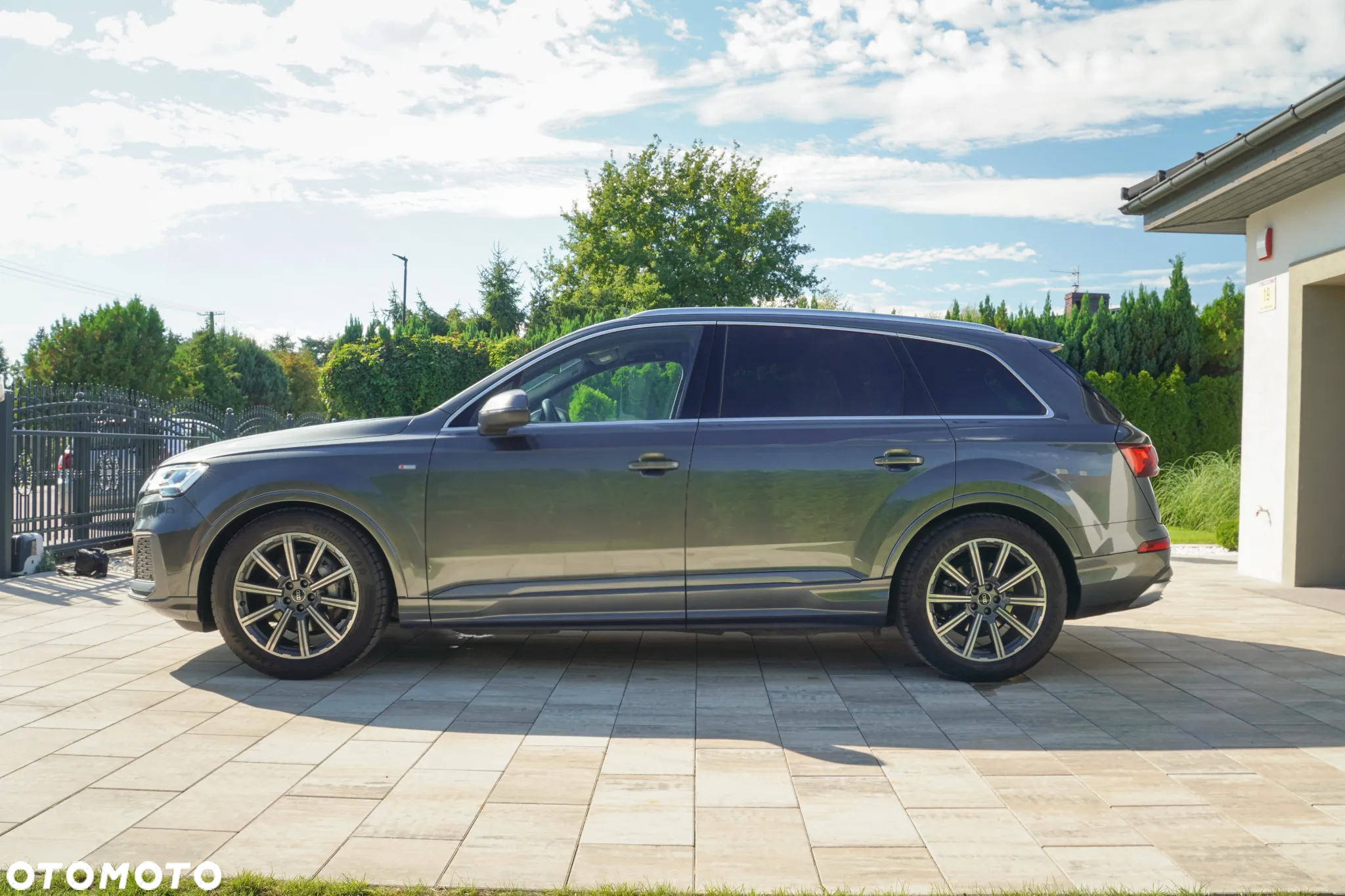 Audi Q7 - 19