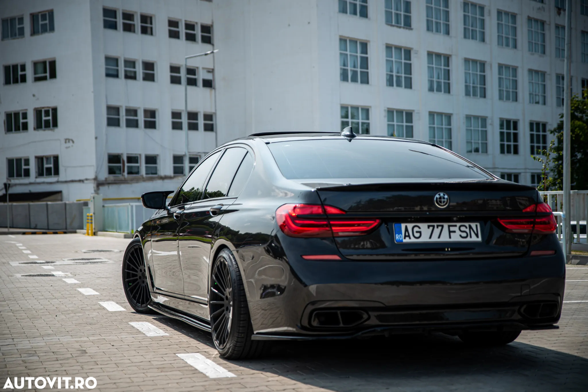 BMW Seria 7 730d - 8