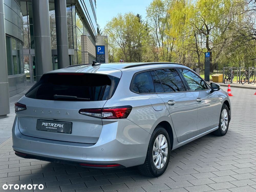 Skoda Superb 1.5 TSI mHEV Selection DSG - 7