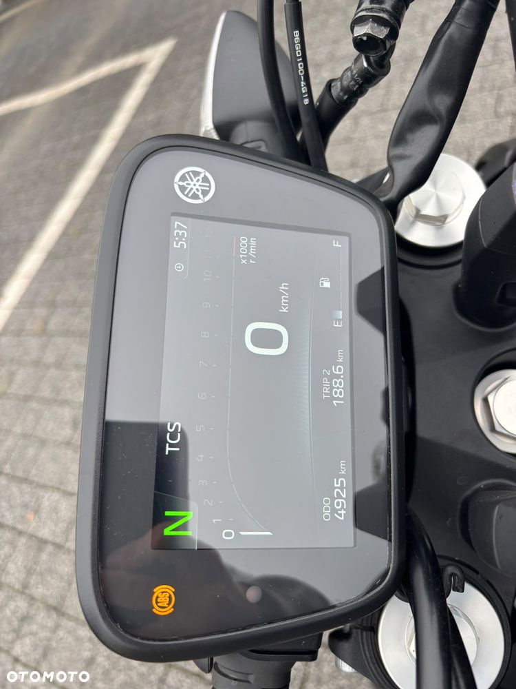 Yamaha MT - 9