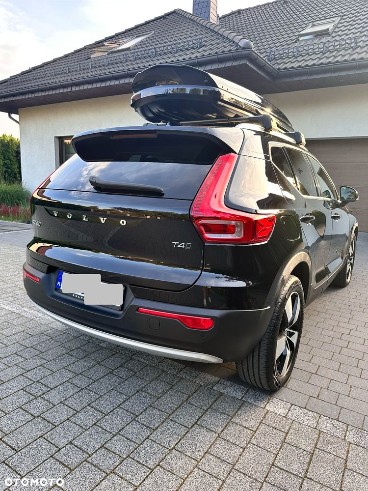 Volvo XC 40 T4 AWD - 4