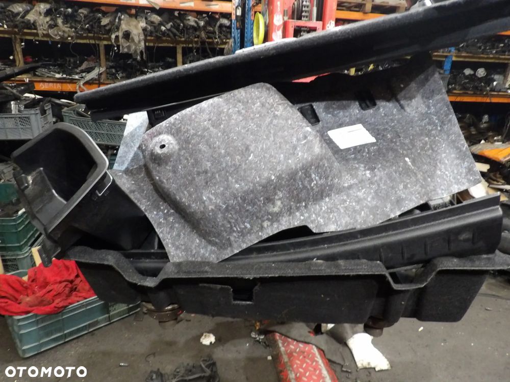 BMW - F46 - KOMPLETNY BAGAŻNIK - INDYWIDUALNA WYCENA TELEFONICZNA - 1