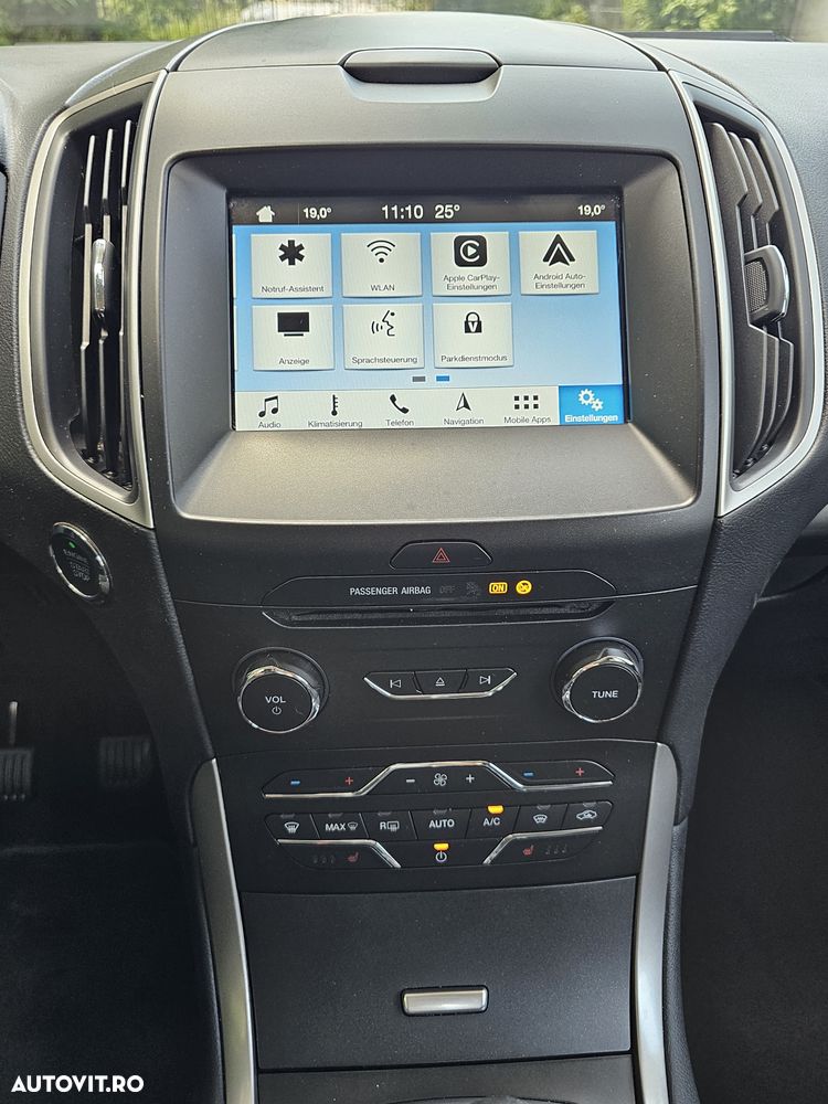 Ford Galaxy - 20