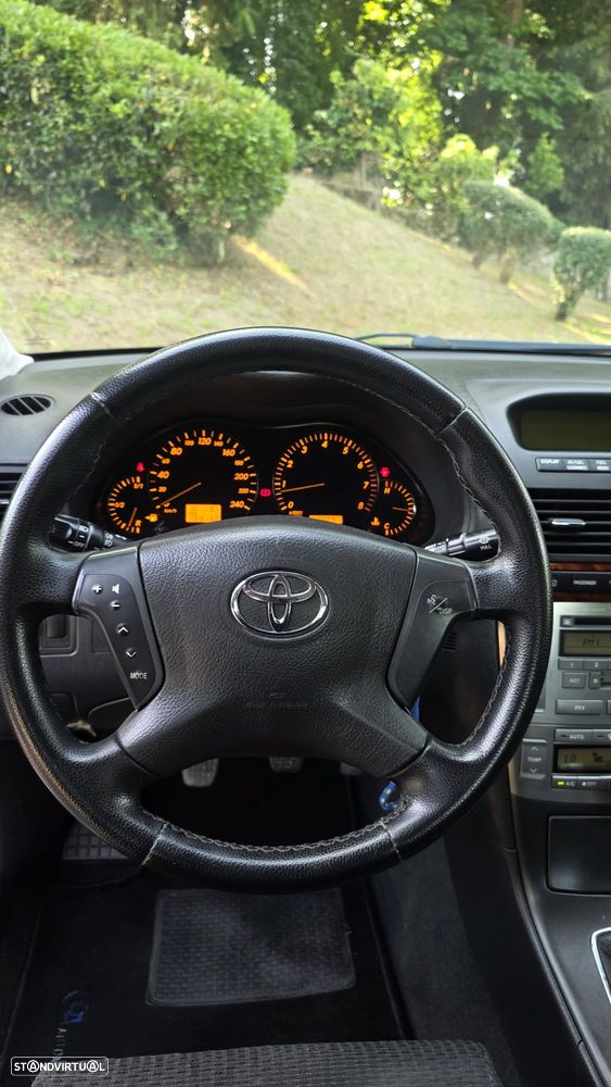 Toyota Avensis SD 1.6 VVT-i - 14