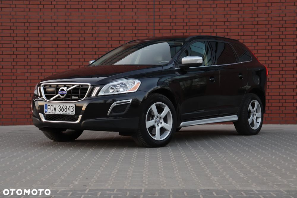 Volvo XC 60 D3 R-Design - 1