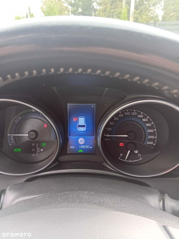 Toyota Auris - 10