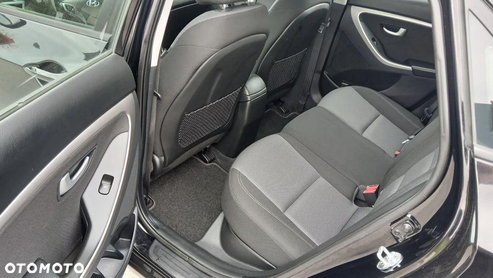 Hyundai i30 blue 1.6 GDI Style - 15