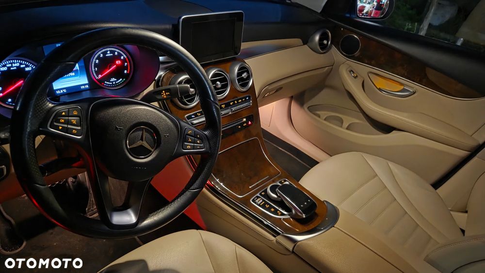 Mercedes-Benz GLC 350 e 4Matic 7G-TRONIC - 10