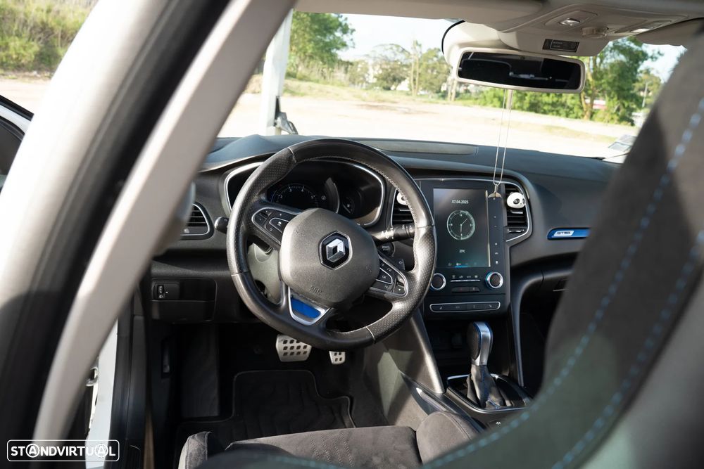 Renault Mégane 1.3 TCe GT Line EDC - 13