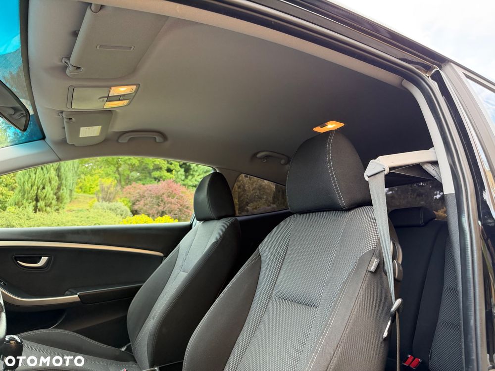 Hyundai i30 1.4 Premium - 34